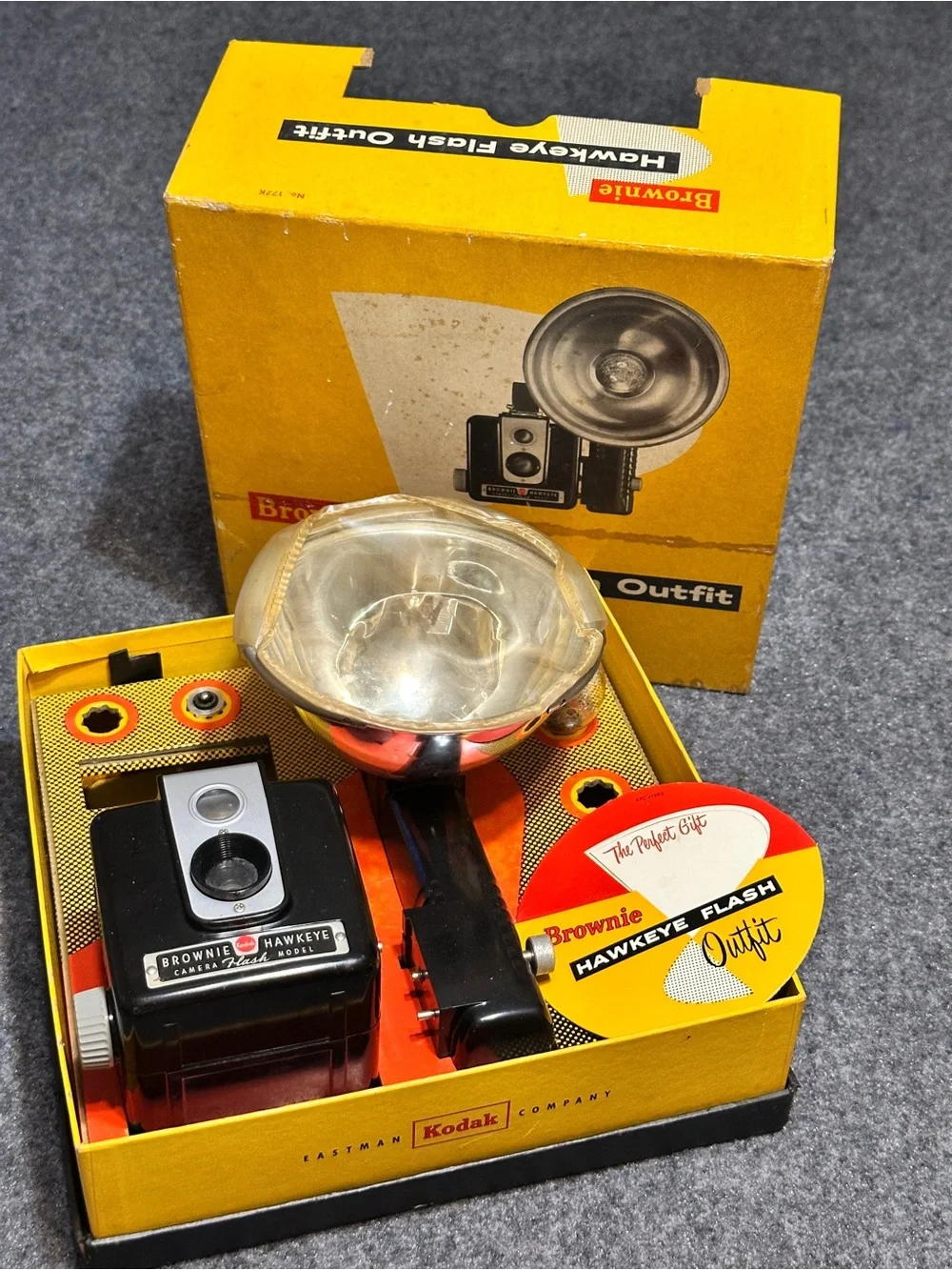 Vintage Brownie Hawkeye Camera